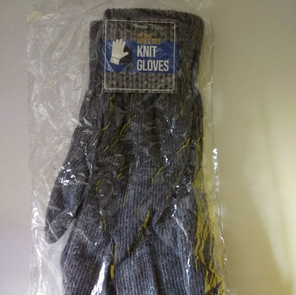 Adult Knit Gloves (NEW)